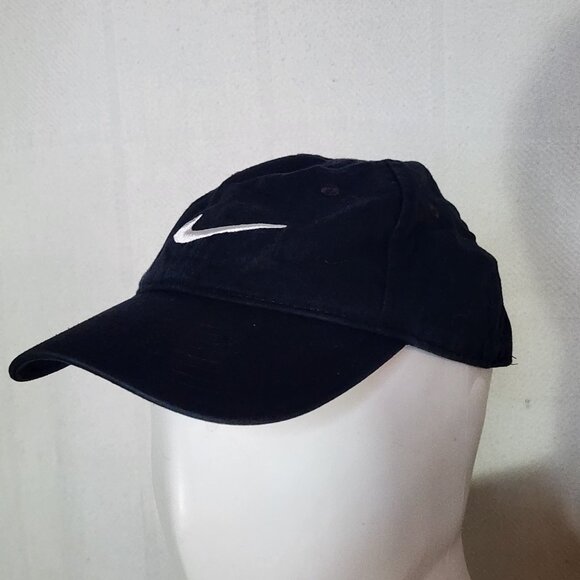 Nike Black with White Swoosh Youth Adjustable Just Do It Baseball Cap Size 4-7 - Picture 3 of 16